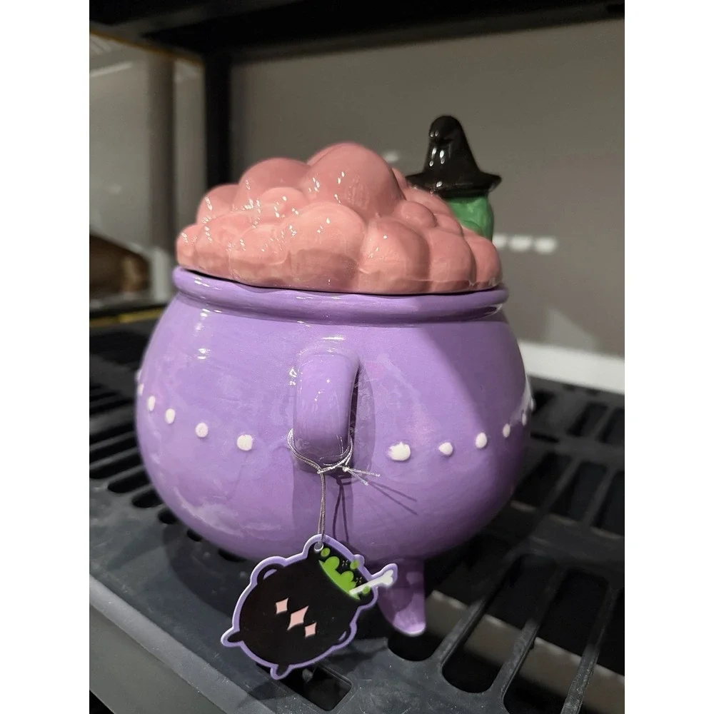 10 Strawberry Street Halloween Purple Cauldron Cookie Jar Witch Frog Hat READ